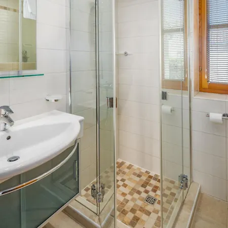 Morgan For 8 People In Istria With 45 M2 Private Pool & Pet Friendly Villa