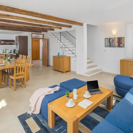 Morgan For 8 People In Istria With 45 M2 Private Pool & Pet Friendly *
