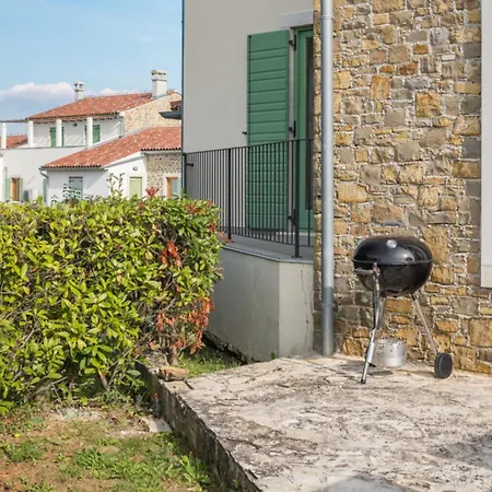 Villa Morgan For 8 People In Istria With 45 M2 Private Pool & Pet Friendly Donje Baredine