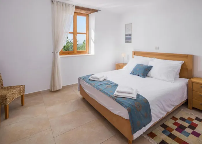 Villa Morgan For 8 People In Istria With 45 M2 Private Pool & Pet Friendly