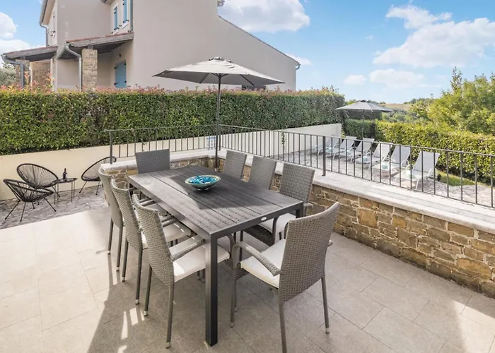 Morgan For 8 People In Istria With 45 M2 Private Pool & Pet Friendly Villa Donje Baredine